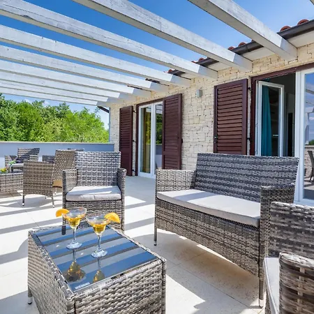 3 Bedroom Beautiful In * Sosici
