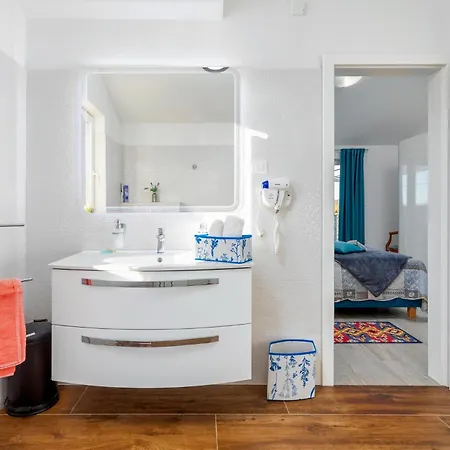 3 Bedroom Beautiful In * Sosici