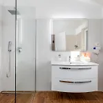 3 Bedroom Beautiful In