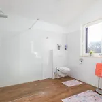 3 Bedroom Beautiful In 펜션