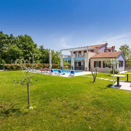 3 Bedroom Beautiful In * Sosici
